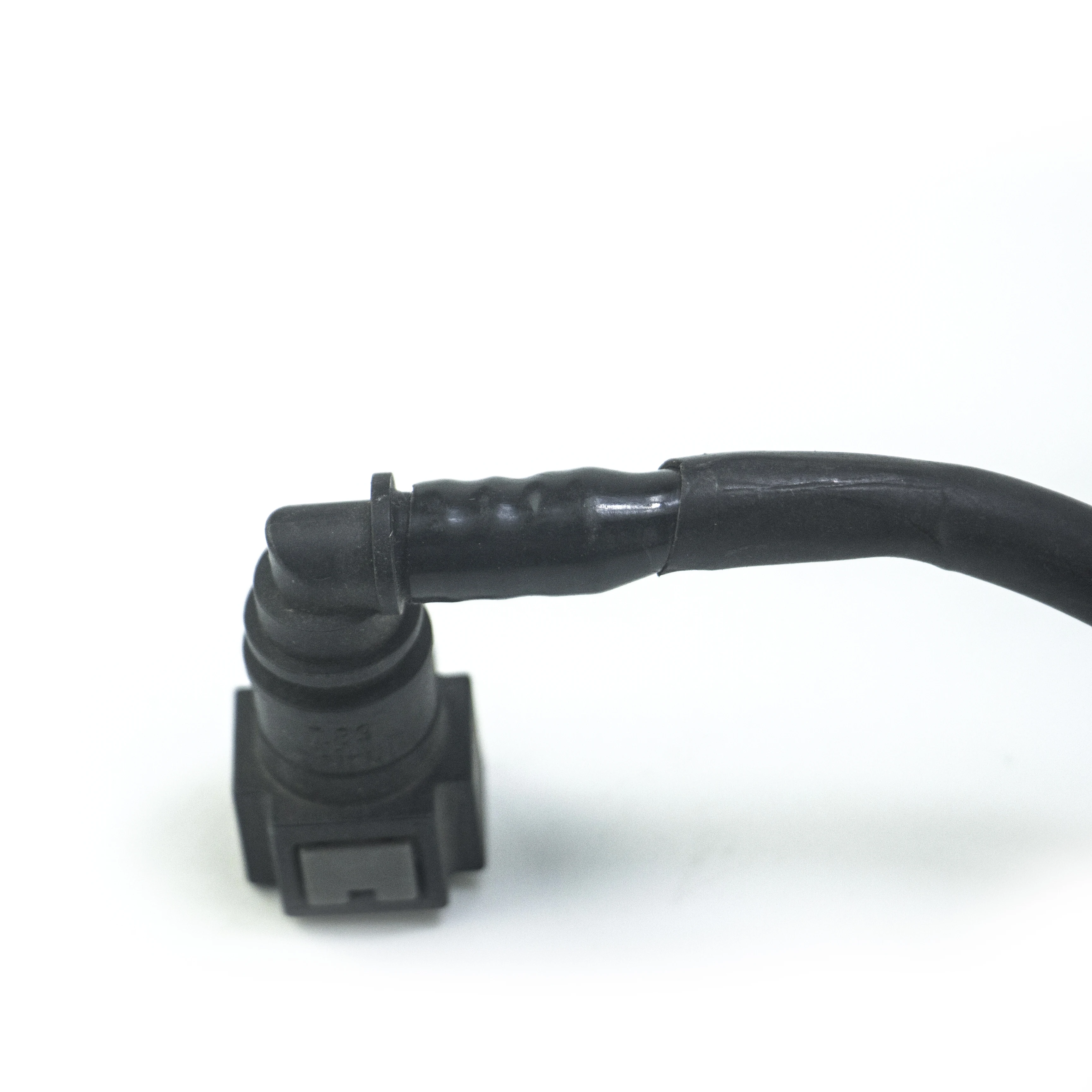 Вакуумная трубка 457861 для Dongfeng Peugeot 307 Citroen C4 Triumph T5 Sega T6 2 0 бесплатная