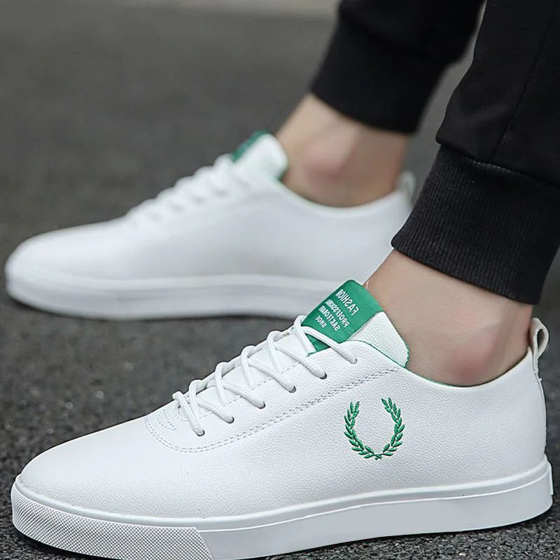 Men Shoes Spring Autumn Casual pu leather Flat Shoes Lace-up Low Top Male Sneakers tenis masculino adulto shoes - Цвет: White green