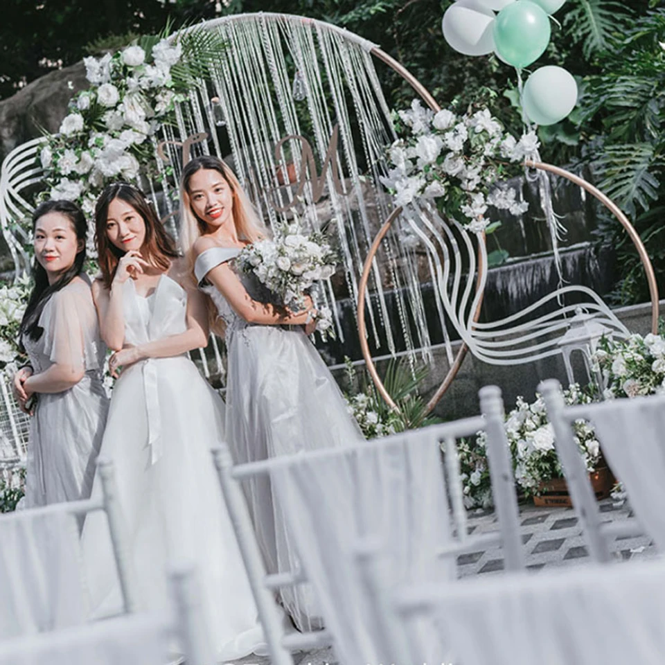 Ring Iron Wedding Arch Props (14)