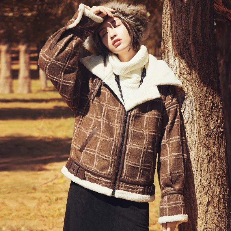 

New Women Winter Thick Warm Woolen Short Jacket Ladies Retro England Style Plaid Casual Loose Coat Original Design Overcoat