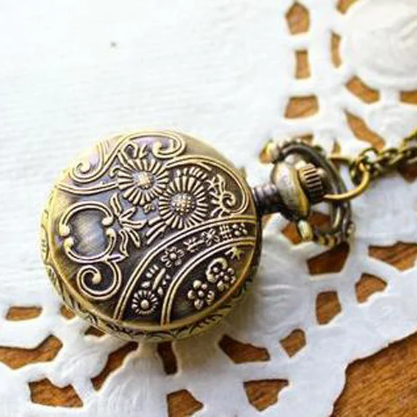 New Women Men Pocket Watch Vintage Retro Small Size Owl Caving Pattern Long Necklace Clock MV66