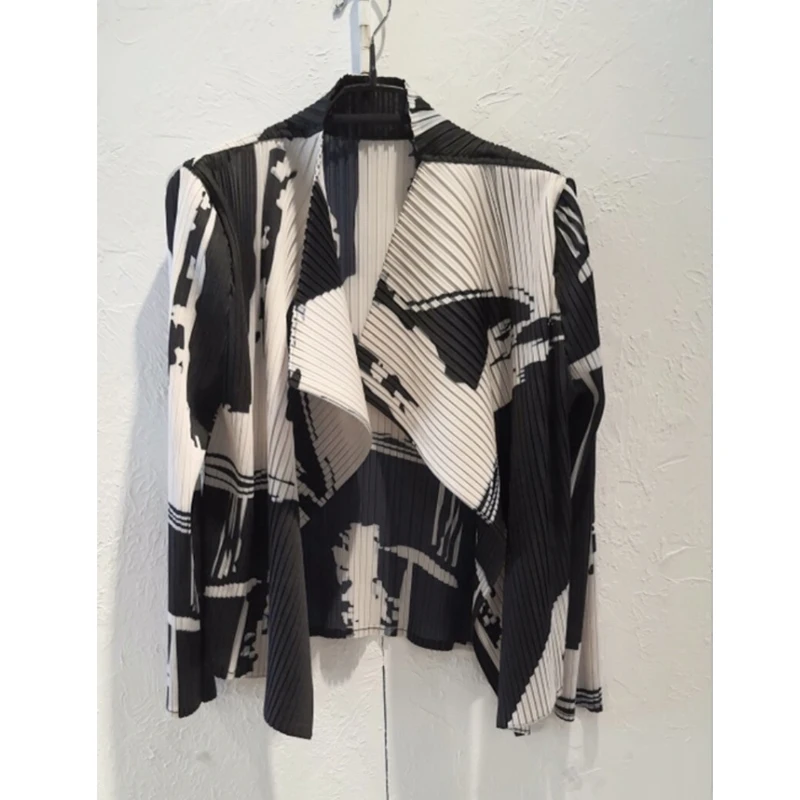 

Changpleat 2021 spring New Women Basic jacket Coats Miyak Pleated Fashion Printed Long Sleeve Loose Female outside cardigan Tide