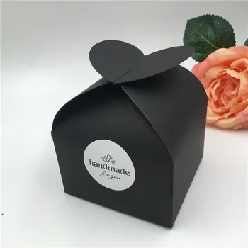 

100Pcs/Lot Brown and Black Heart Shaped Kraft Paper Boxes For Apple Cookies Muffin Gifts Cardboard Container Boxes With Stickers