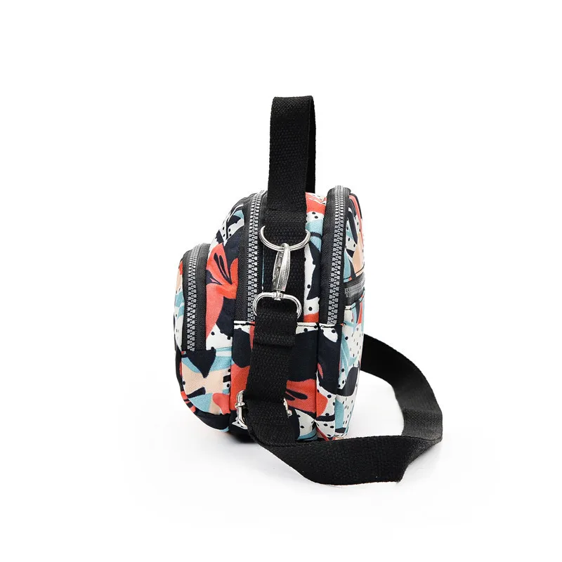 

2019 New Style Nylon Printed Multi-Compartment Single-shoulder Bag for Women Versatile Oblique Small Cloth Bag Casual Travel Han