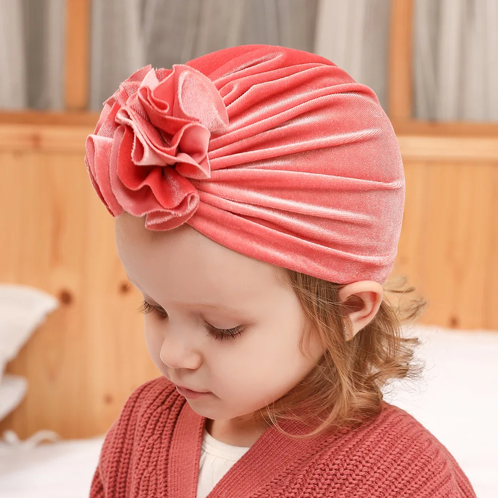 

Baby Autumn Winter Indian Hat Children's Cap Baby Gold Velvet Knitted Fabric Folds Flowers Decor Baby Supplies