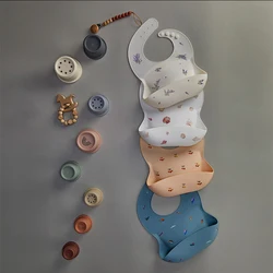 Bavoir en Silicone souple pour nouveau né, petit déjeuner enfants, bavoir réglable, imperméable, tablier d'alimentation pour bébé 