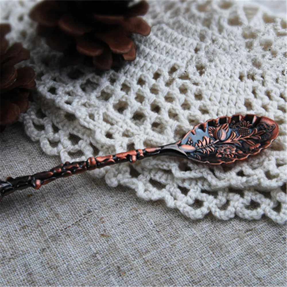 1 pc Vintage Coffee Spoon Carved Flower Teaspoon Crystal Milk Spoon Ice-Cream Sugar Cake Spoon Kitchen Accessory