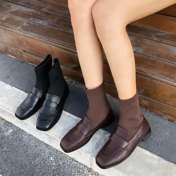 

2020 spring new style high heel women's fashion simple solid color stitching decoration retro style casual boots