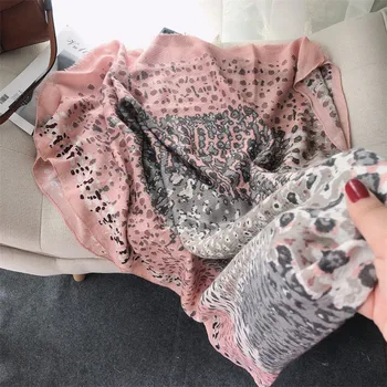 

2020 Fashion Painting Leopard Dot Viscose Shawl Scarf Lady Print Hijabs and Wraps Foulard Pashminas Stole Muslim Sjaal 180*90Cm