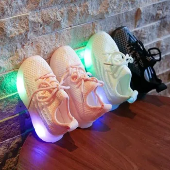 

Fashion New Baby Flashing Lights Sneakers Toddler Little Kid LED Sneakers Children Luminous Shoes Boys Girls Sport Running Shoes