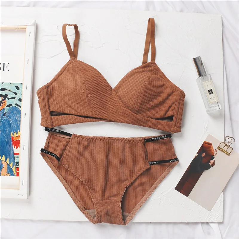 

High Brand Romantic Temptation Bra Set Women Fashion Stripes Lingerie Set Push Up Bra and Sexy Panties Cotton Underwear Set