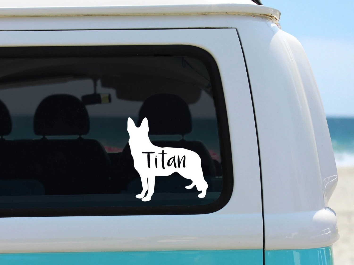 Виниловая наклейка для немецкой овчарки персонализированная с именем GSD