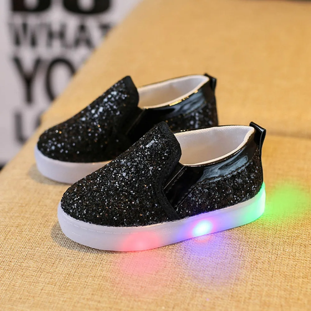Детская обувь для маленьких девочек и мальчиков со звездами на плоской подошве со светящимися вставками; спортивные кроссовки; Повседневная обувь; красивая обувь для бега