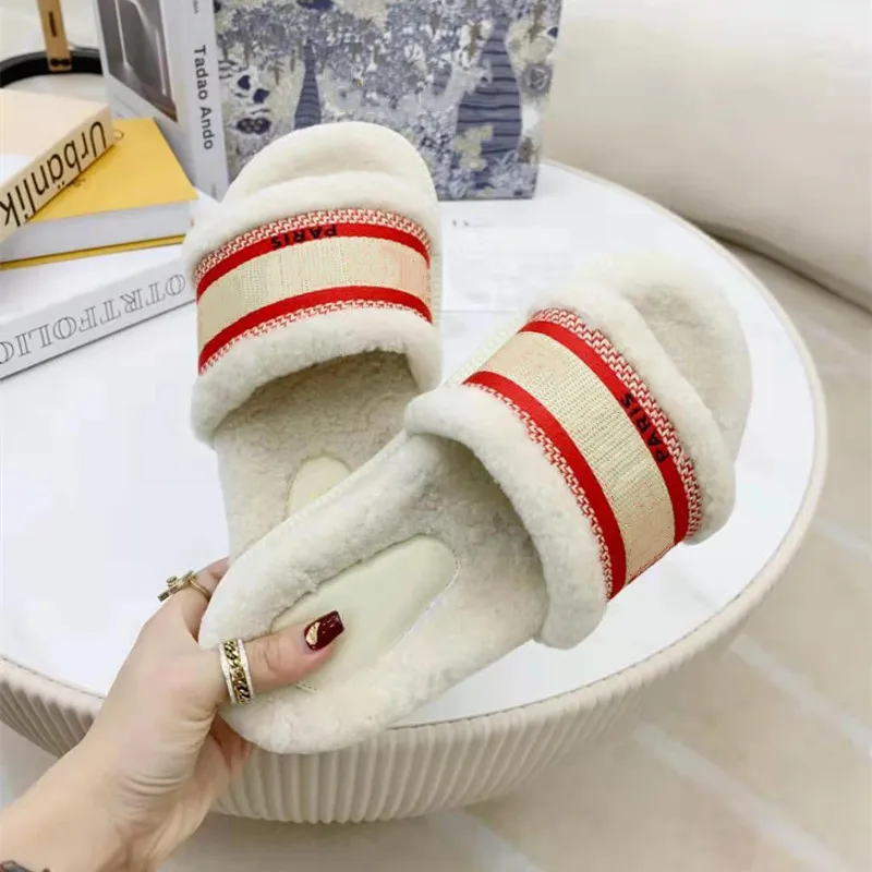 Sale公式 女性のための混合色の毛皮のスリッパ 贅沢なブランドの靴 フラットで暖かいデザイナー 冬の靴 買い純正品 Sekkomon Jp