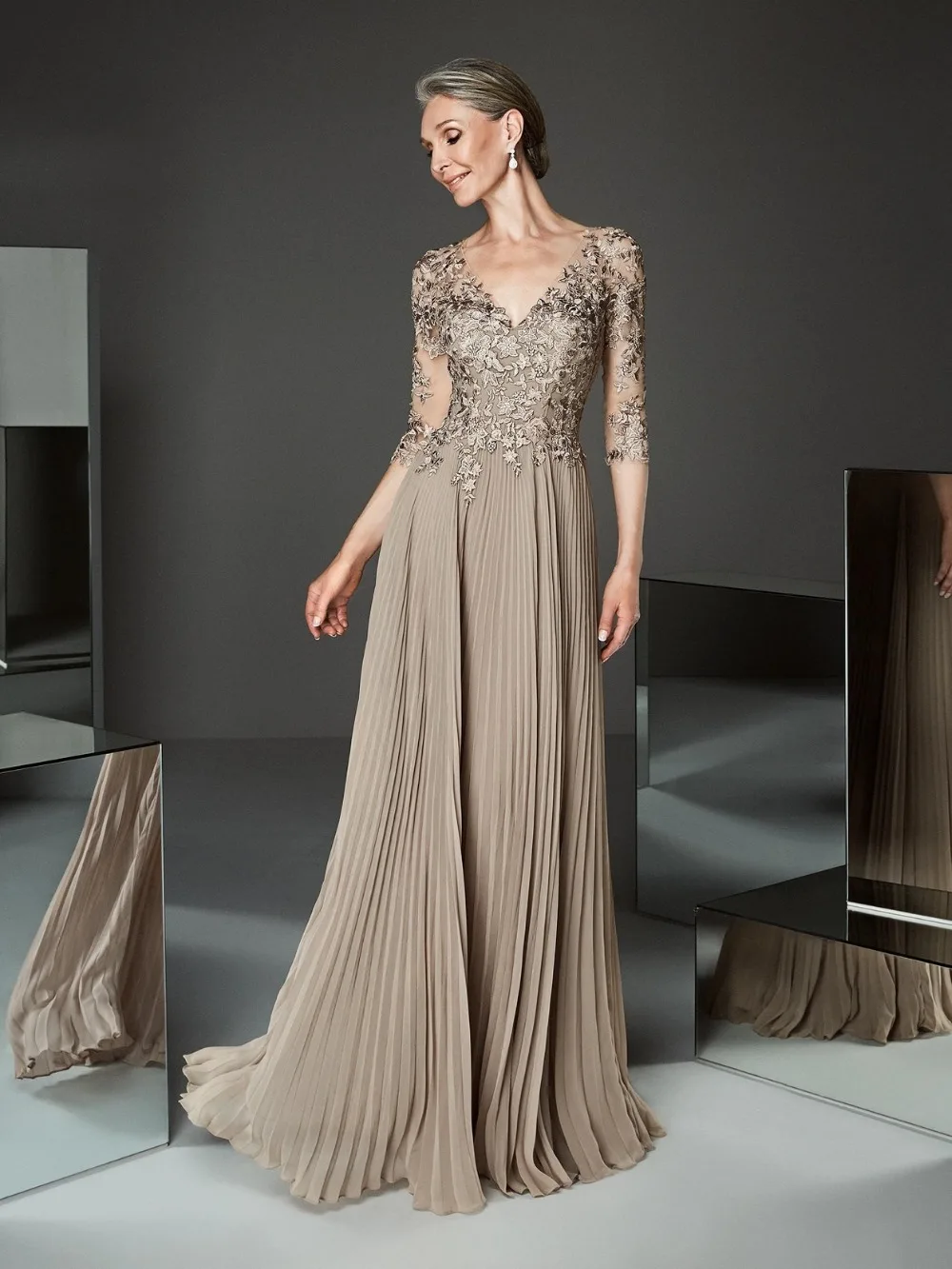 Mother Bride Dresses Women Party Dresses Elegant Champagne Mother of Bridal Dresses Lace Appliques Half Sleeve Long Wedding Party Guest Dress
