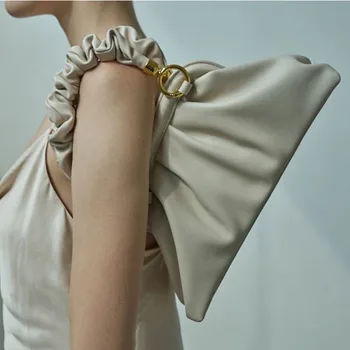 

New designer's armpit bag popular pleated hand-held messenger bag shoulder bag Solid Color PU Leather Crossbody Tote Bags Female