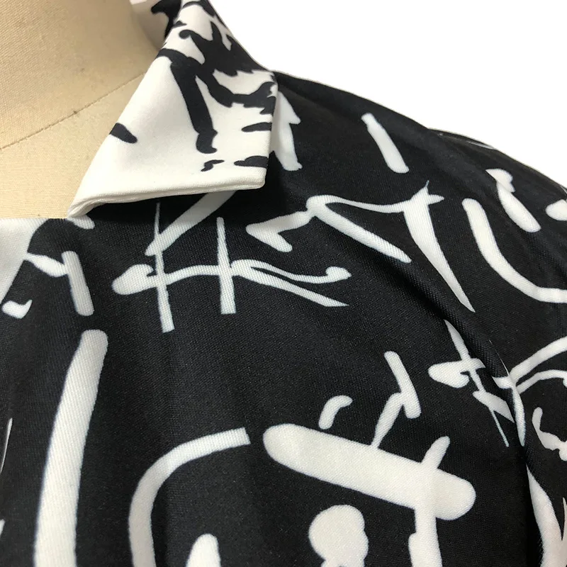 12432208609_726518044