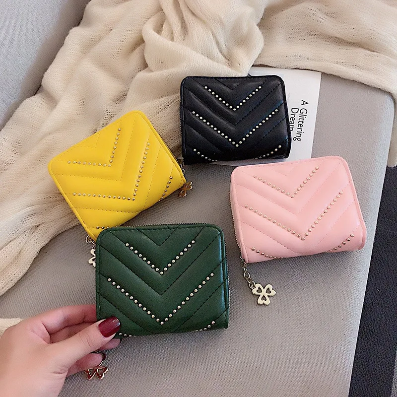 

2019 New Style Korean-style Wallet Women's Short Retro INS Rivet Spiraea Large-Volume Wallet Women's Wallet Purse