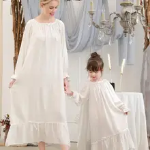 Пижамы для мамы и ребенка, для Девочки ночные рубашки кружевные платья для мамы и дочки одежда для мамы и дочки рождественские пижамы для маленьких девочек