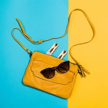 

10pcs 5ml Lip Gloss Bottles Empty Lip Gloss Tube Makeup Bottles Empty Lip Gloss Containers for Daily Woman Use (Golden, Transpar