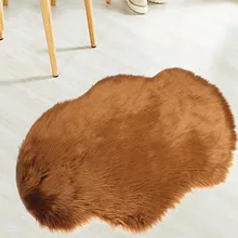 Нерегулярная искусственная накидка из овчины для стула диванная Подушка Коврики для спальни, ворсистый ковер прикроватный меховой коврик для ног