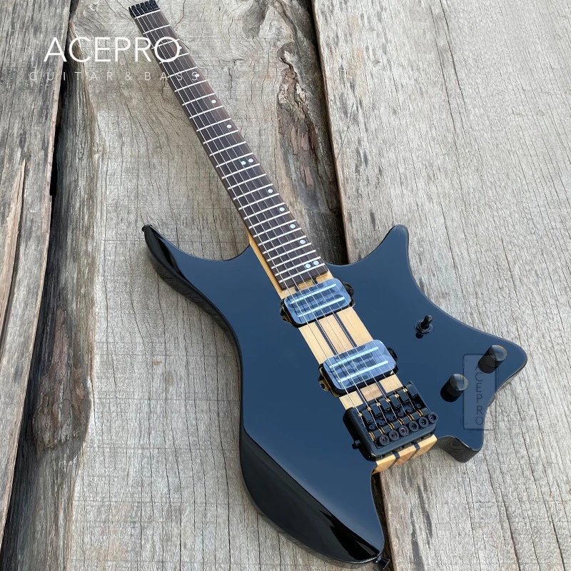 Электрическая гитара Grote Maple Neck Through Ash Body черного цвета с двумя пикапами черная