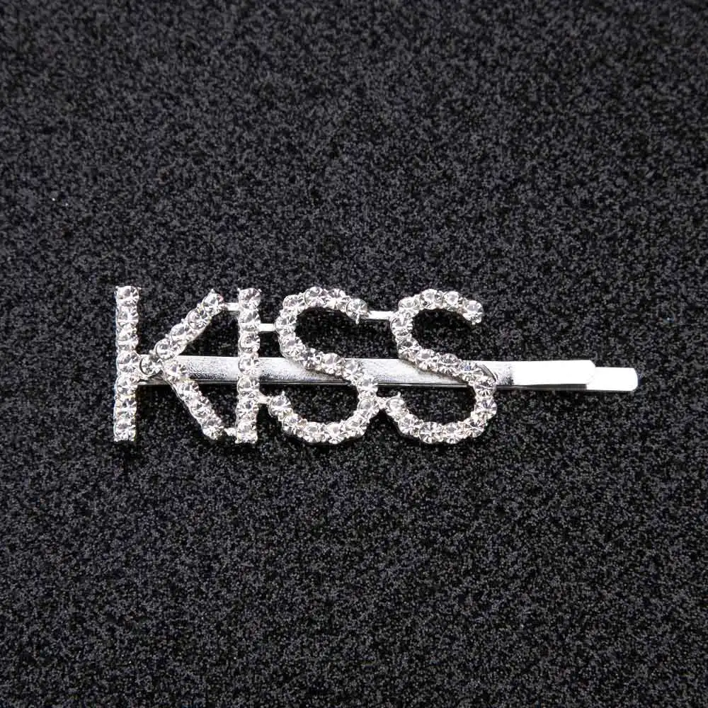 1Pc Shining Letter Hairpins Crystal Shiny Rhinestones Letters Hair Clips Women Styling Tool Hairgrip Jewelry Hair Accessories - Окраска металла: KISS