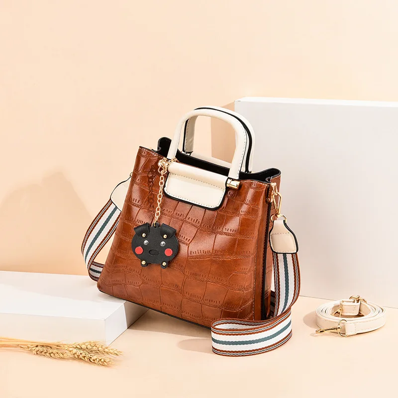 

Wide-Strap Mixed Colors Korean-style Western Style Crossbody Bag Women's Crocodile Pattern Retro Elegant Handbag