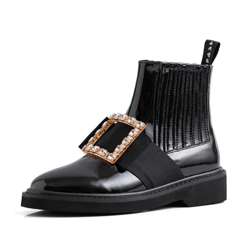 black crystal buckle Smirnova/ г. Новые ботильоны из лакированной кожи женская повседневная обувь на низком каблуке с металлическим украшением женские ботинки челси - Цвет: black crystal buckle