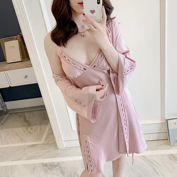 

Sexy V-neck Pink Nightdress Ice Silk Hollow Temptation with Chest Pad Strap Dress Thin Bathrobe 2 Pcs Summer Capatoio Di Donna