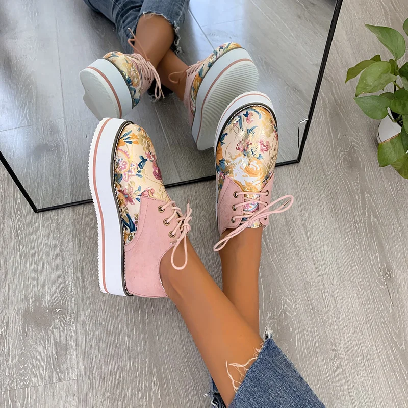 Vulcanized Women's Sports Shoes, Casual Women's Shoes with Flower Printing, Large 35-43, Shoelace, Thick Sole, Women's, New 2021