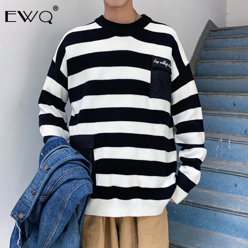 

EWQ / 2020 New Fashion spring Striped Pockets Round Collar Pullovers Men Long Sleeve Casual Tide Japanese Sweater 9A201
