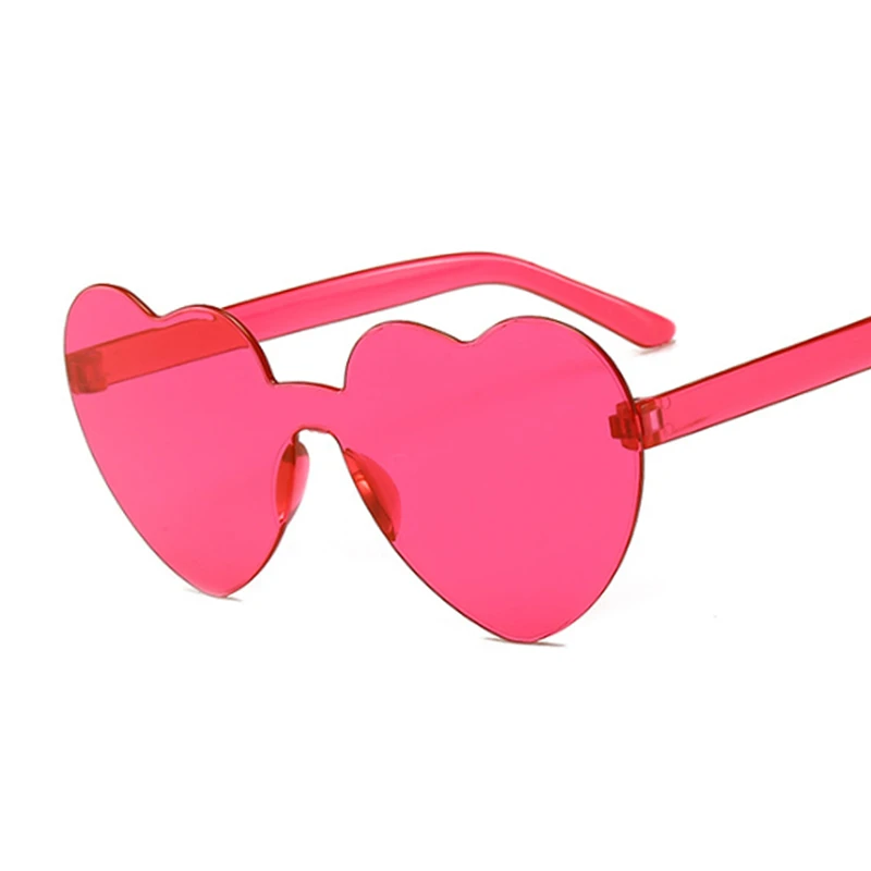 Цельные солнцезащитные очки с сердечками женские брендовые дизайнерские