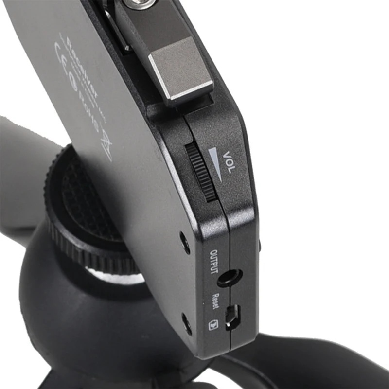 Comica CVM-WS50(B) смартфон беспроводной петличный микрофон система UHF 6 каналов со встроенным металлическим материалом держатель смартфона