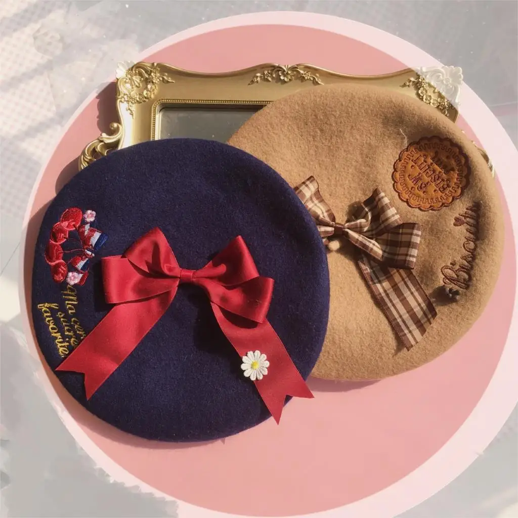 

Lolita beret cherry embroidery soft girl Harajuku cute bow woolen hat