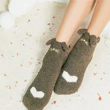 Женские носки, 5 пар плюшевые носки из кораллового флиса с вышивкой в виде кошачьей лапы Гольфы средней высоты зимние Утепленные носки-тапочки для девочек