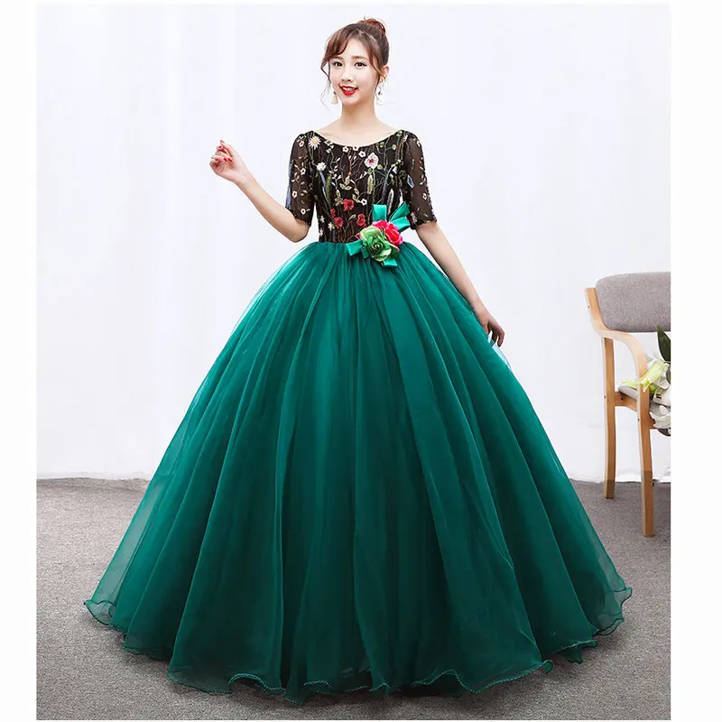 New Arrival Quinceanera Dresses Ball Gown Illusion Two Tone Half Sleeves Party Prom Gowns Vestido Debutante