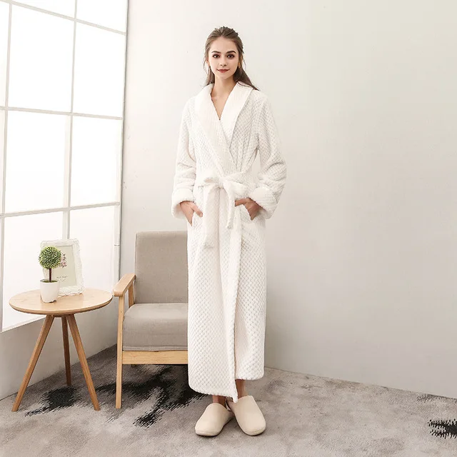 Bath Robe Long Winter Thick Flannel Robe for Men and Women Plus Size Belt Bathrobe Bathrobe Long Sleeve V-neck Sleepwear Clothes