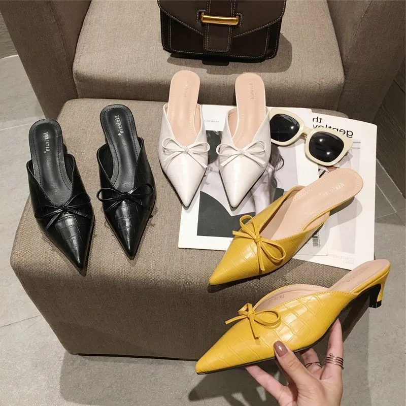 2020 г. летние женские шлепанцы модельные с острым носком дизайнерские модные