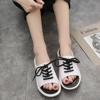 

Women's fashion fingerless slippers trend Street style Cool girl Flat shoes Young women Wild personality trend flip flop U30-51
