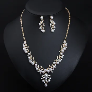 

WOMEN'S JEWELRY SET KOREAN TEMPERAMENT SIMPLE RHINESTONE PEARL CLAVICLE NECKLACE EARRINGS FEMALE ALL-MATCH CLOTHING ACCESSORIES