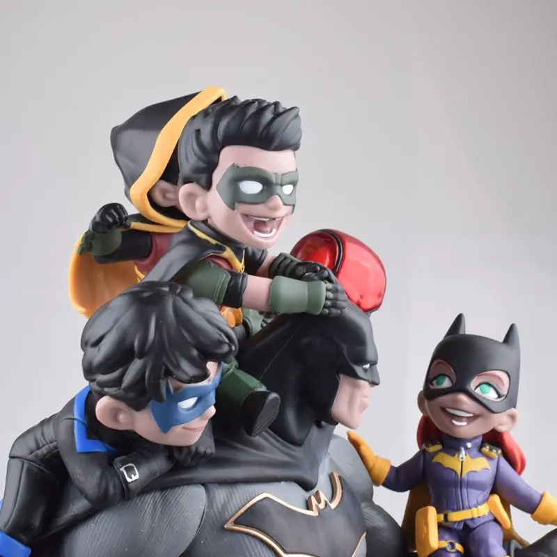  DC Comics Batman Family Q-Master Diorama Statue Figure Toy Brinquedos Figurals Model Gift