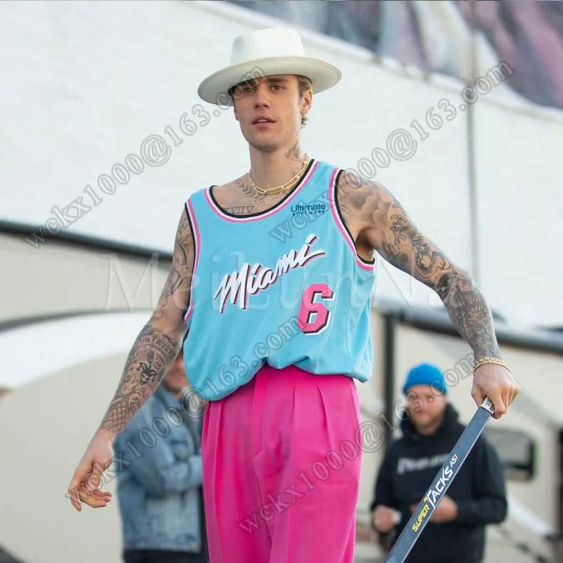 justinbieber wore an old school @doug_gilmour93 jersey for a DJ