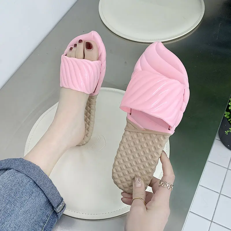 womens cream slippers