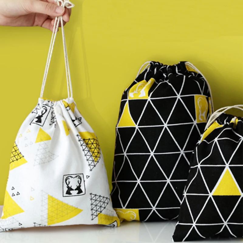 

1 pcs Simple grid fabric dust cloth bag Clothes socks/underwear shoes receive bag home Sundry kids toy storage bags