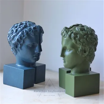 

Nordic Marathon Bookends Art Sculpture Creative Abstract Greece Boy Figurine Resin Crafts Home Decoration R4927
