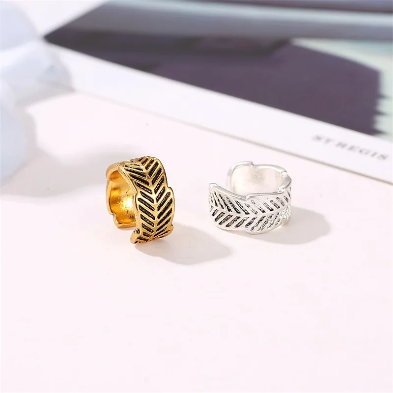 11687790185_2130544268