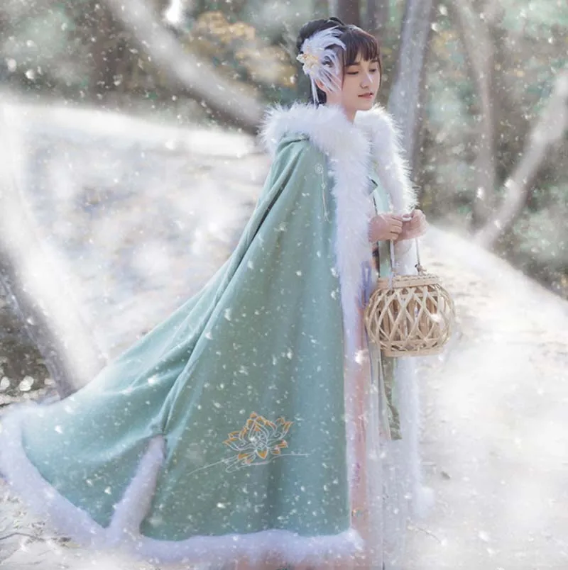 Женская накидка Hanfu традиционная китайская зимняя теплая зеленая с капюшоном