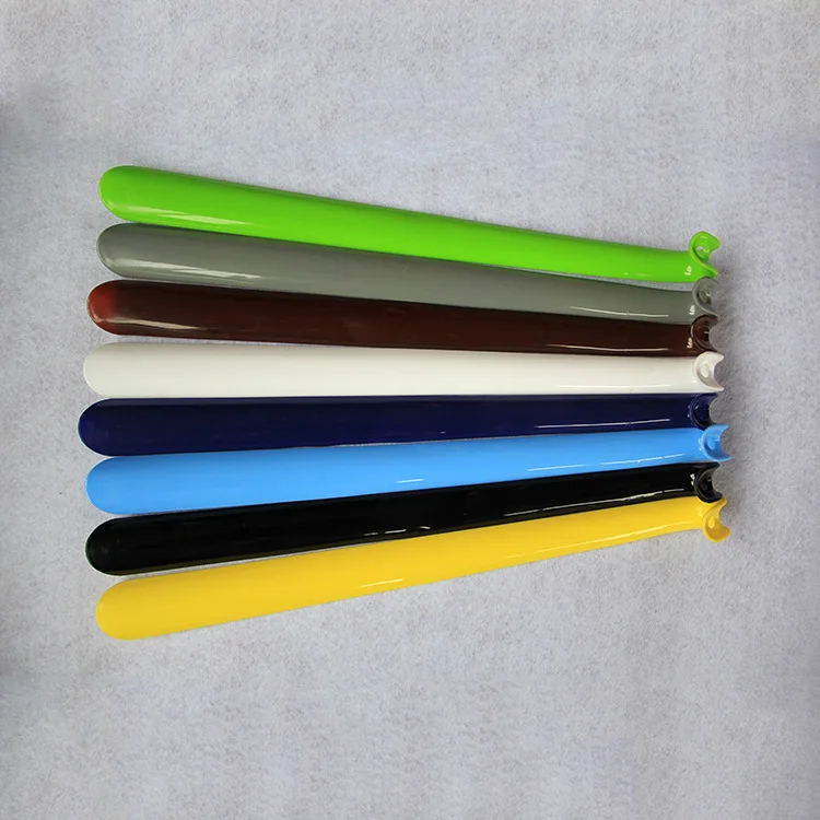 

Professional Portable Shoe horn Practical Durable And Durable Multi-color Insole Vamp Lift Plastic Long Handle 43cm