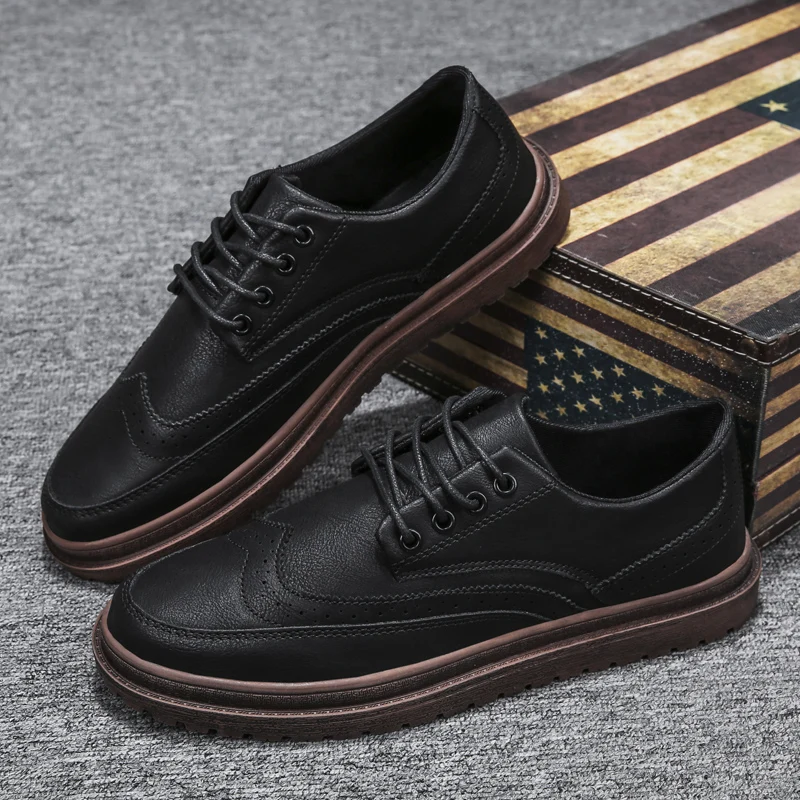 Nuevo en 2020 Retro estilo inglés de los hombres casuales de cuero de vaca botas Martin botas de los hombres de la marca zapatos de moda caminar al aire libre Hombre Zapatos Chaussure Homme